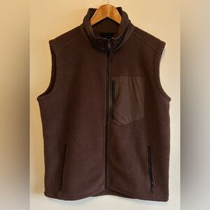 Jack Wolfskin Mens Dark Brown Fleece Zip Up Vest Sweater - Size XXL EUC NICE!